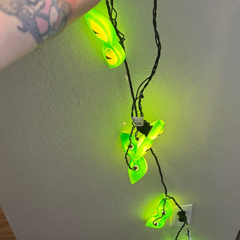 Tekky Toys Spooky Creepers Halloween Lights Eyes Light Up Works